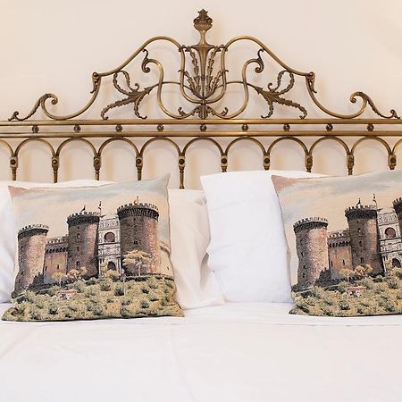 Domus Borbonica Bed & Breakfast Napoli Dış mekan fotoğraf