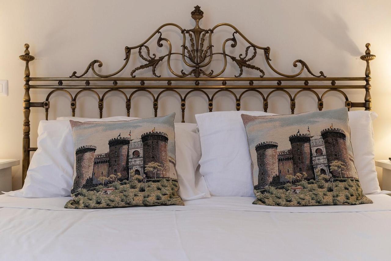 Domus Borbonica Bed & Breakfast Napoli Dış mekan fotoğraf