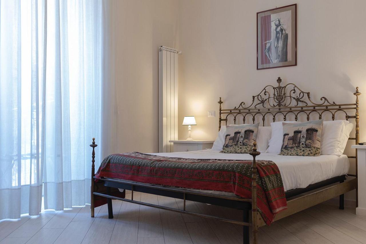 Domus Borbonica Bed & Breakfast Napoli Dış mekan fotoğraf