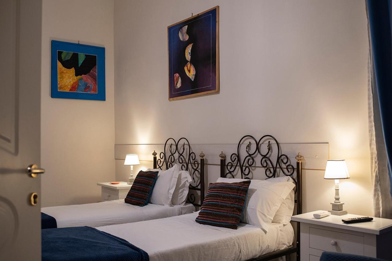 Domus Borbonica Bed & Breakfast Napoli Dış mekan fotoğraf