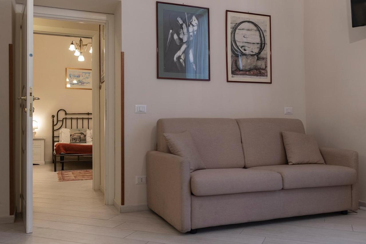Domus Borbonica Bed & Breakfast Napoli Dış mekan fotoğraf