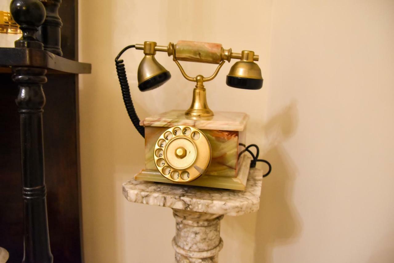 Domus Borbonica Bed & Breakfast Napoli Dış mekan fotoğraf